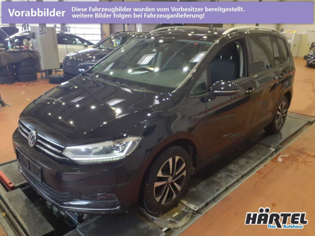 VOLKSWAGEN Touran Exposé-Bild 2