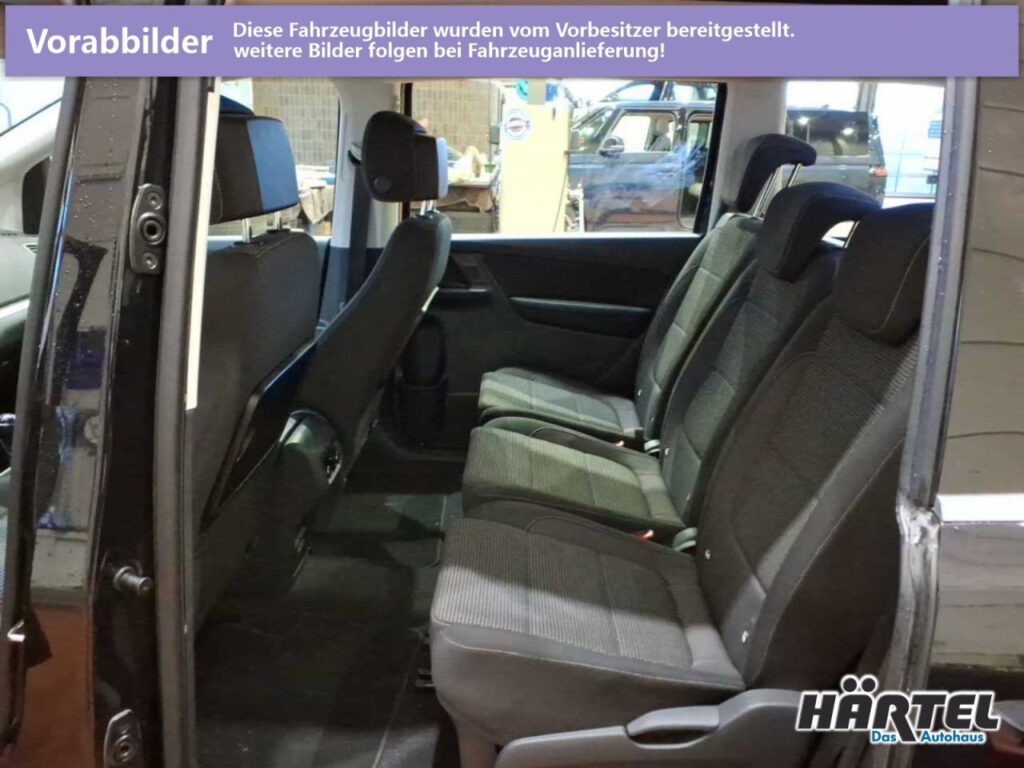 VOLKSWAGEN Sharan Exposé-Bild 5