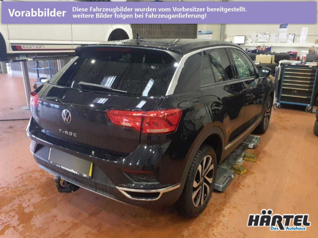 VOLKSWAGEN T-Roc Exposé-Bild 3
