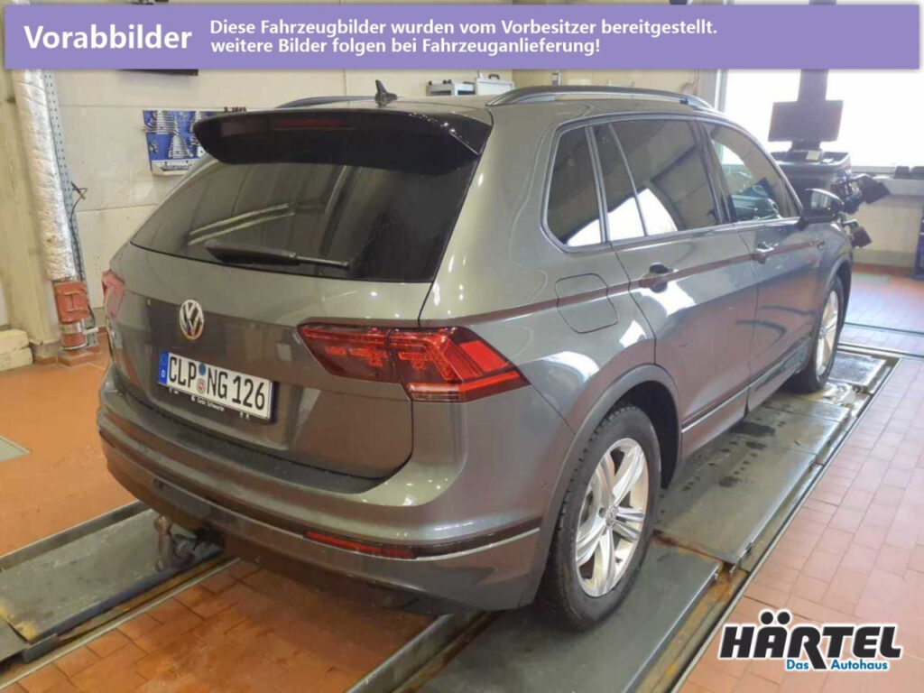 VOLKSWAGEN Tiguan Exposé-Bild 3