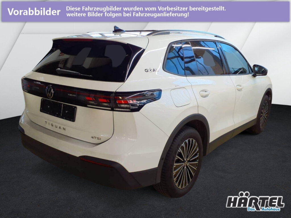 VOLKSWAGEN Tiguan Exposé-Bild 3