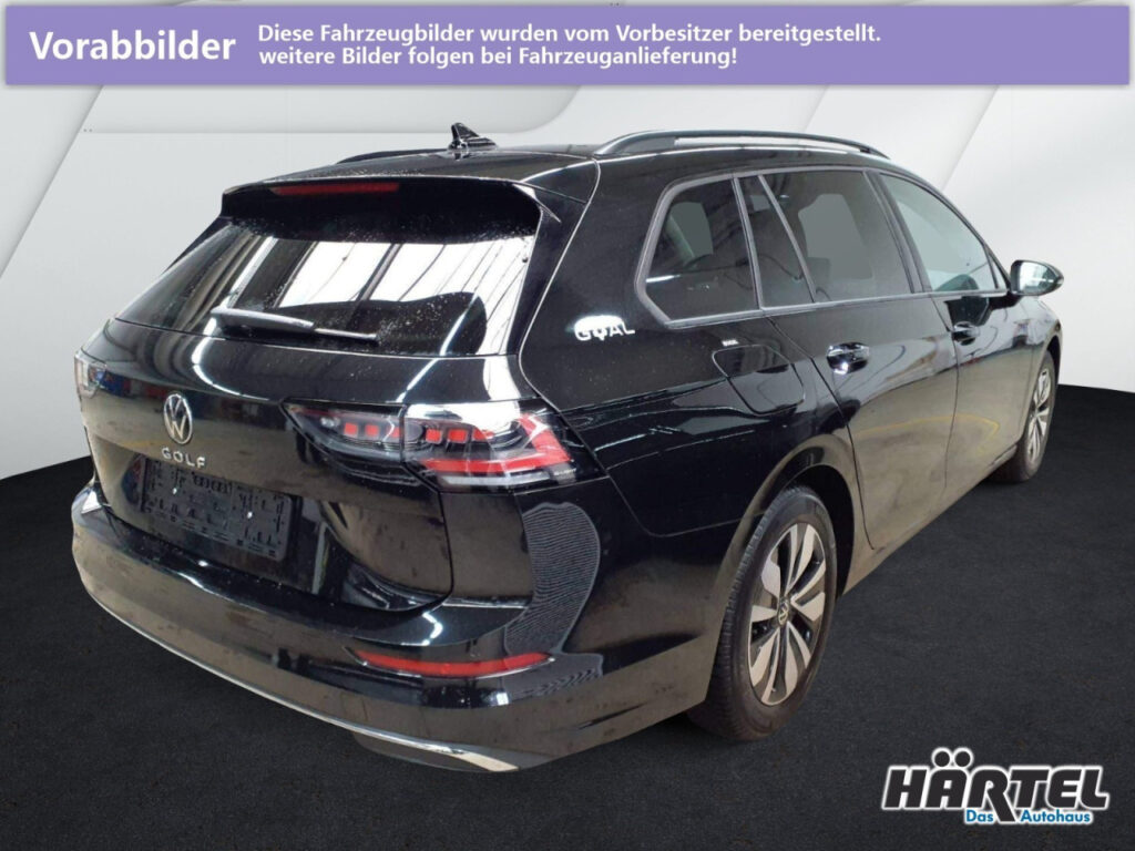 VOLKSWAGEN Golf Exposé-Bild 3