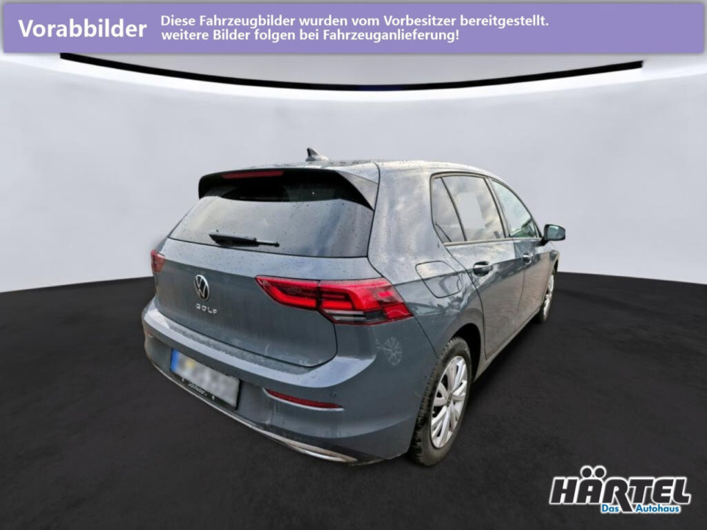 VOLKSWAGEN Golf Exposé-Bild 3