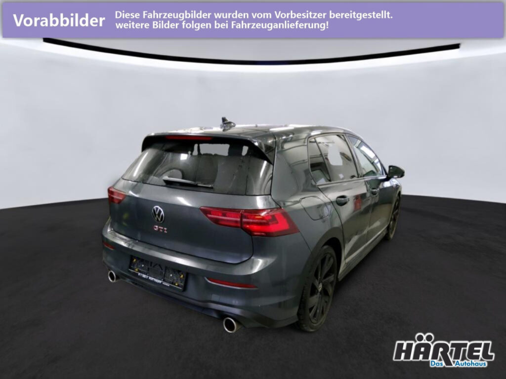 VOLKSWAGEN Golf Exposé-Bild 3