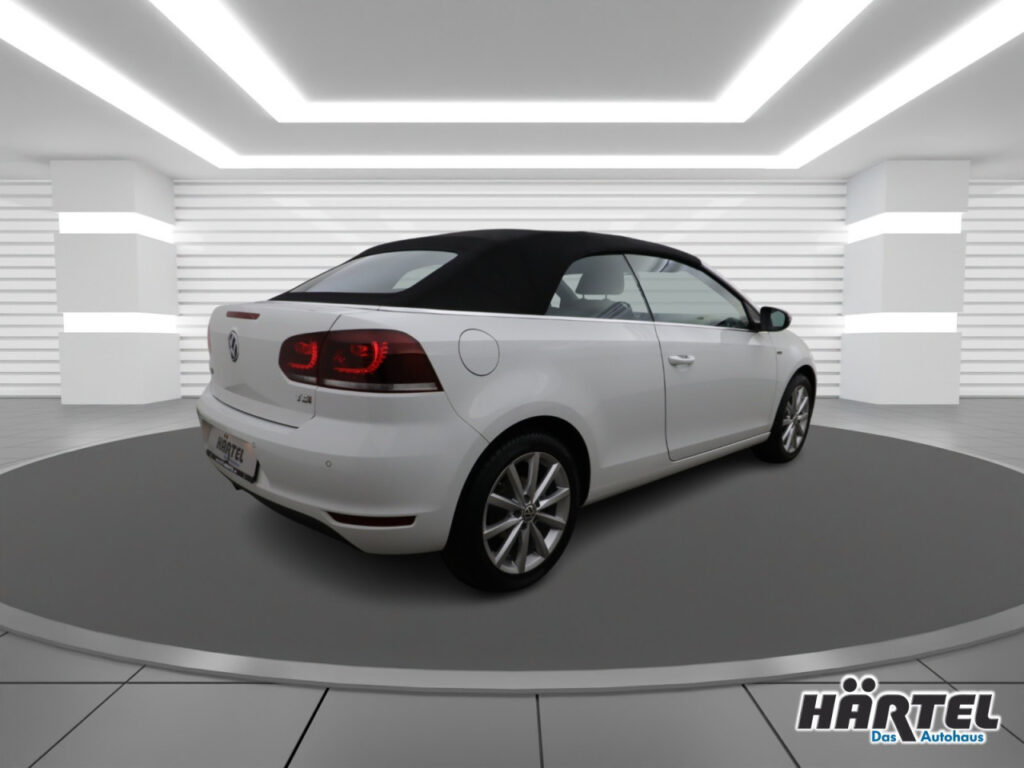 VOLKSWAGEN Golf Exposé-Bild 3