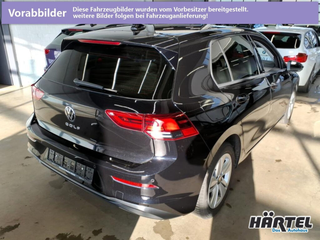 VOLKSWAGEN Golf Exposé-Bild 3