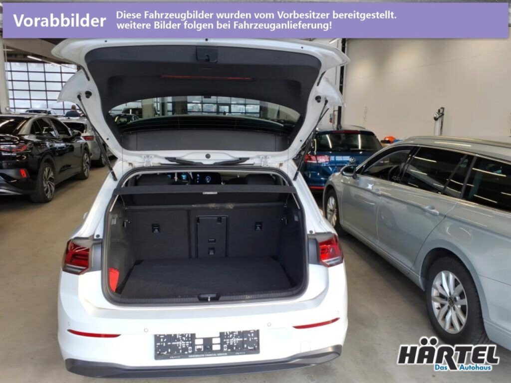 VOLKSWAGEN Golf Exposé-Bild 7