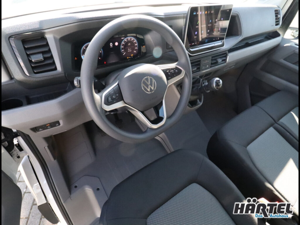 VOLKSWAGEN Crafter Exposé-Bild 9