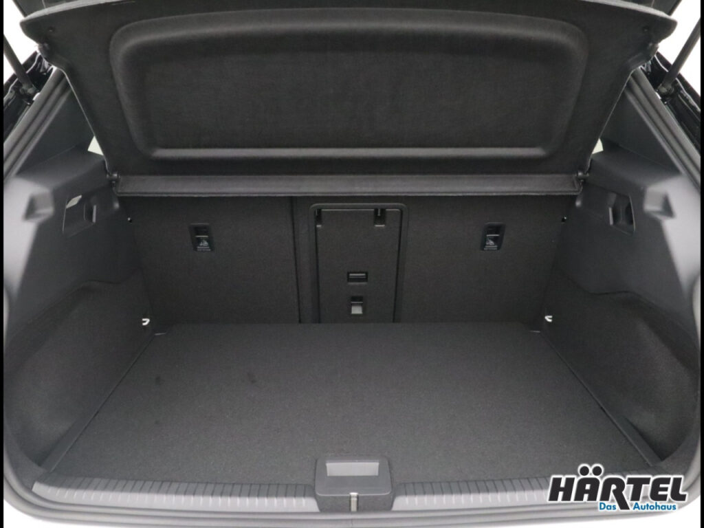 VOLKSWAGEN ID.3 Exposé-Bild 13