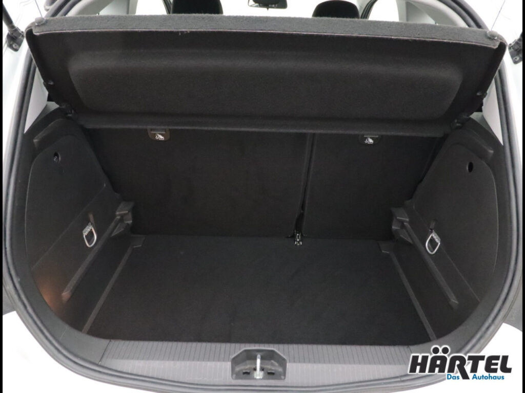 OPEL Corsa Exposé-Bild 13