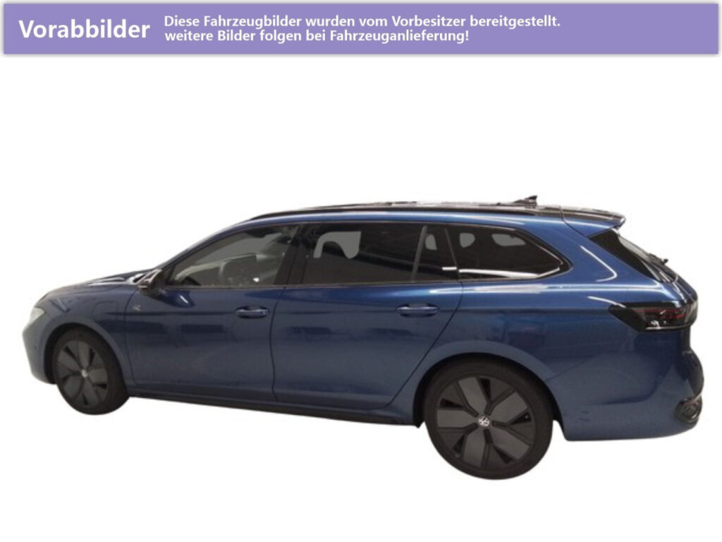 VOLKSWAGEN Passat Exposé-Bild 2