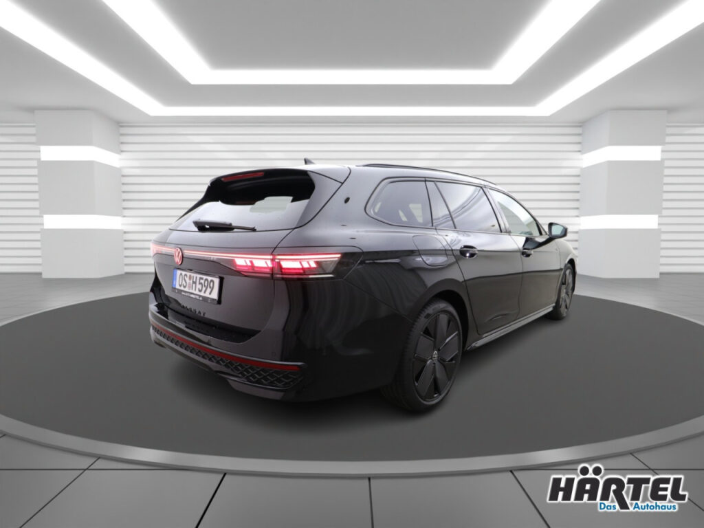 VOLKSWAGEN Passat Exposé-Bild 3