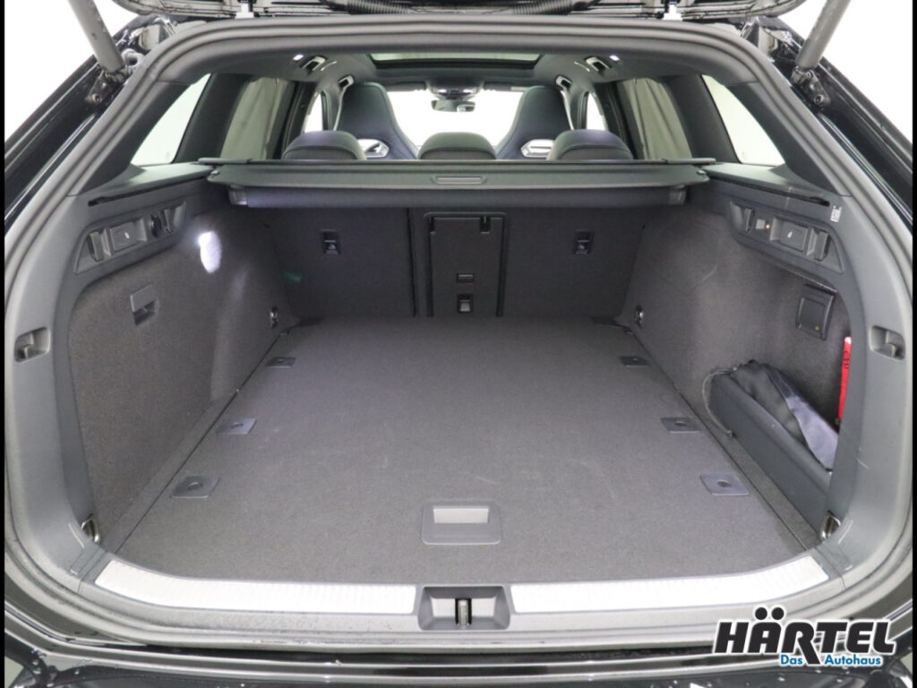 VOLKSWAGEN Passat Exposé-Bild 13