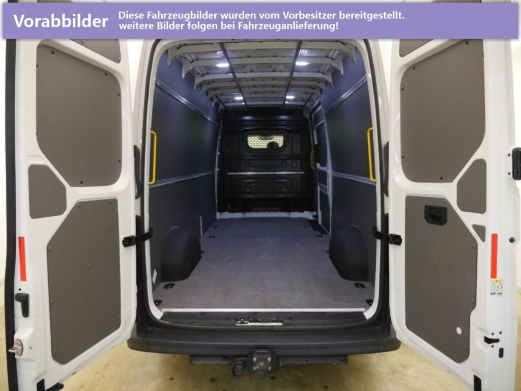 VOLKSWAGEN Crafter Exposé-Bild 7