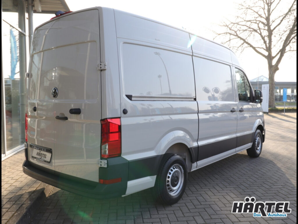 VOLKSWAGEN Crafter Exposé-Bild 3