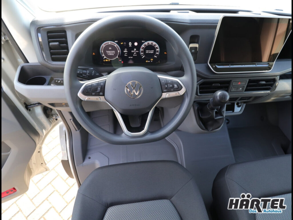 VOLKSWAGEN Crafter Exposé-Bild 8