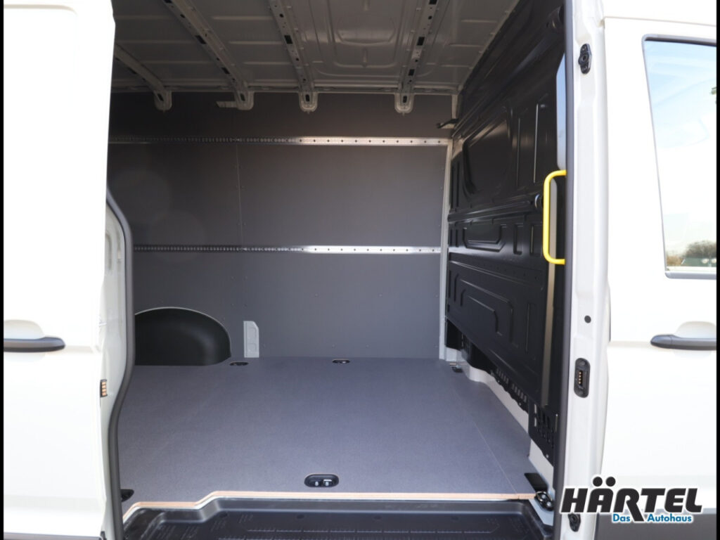 VOLKSWAGEN Crafter Exposé-Bild 11
