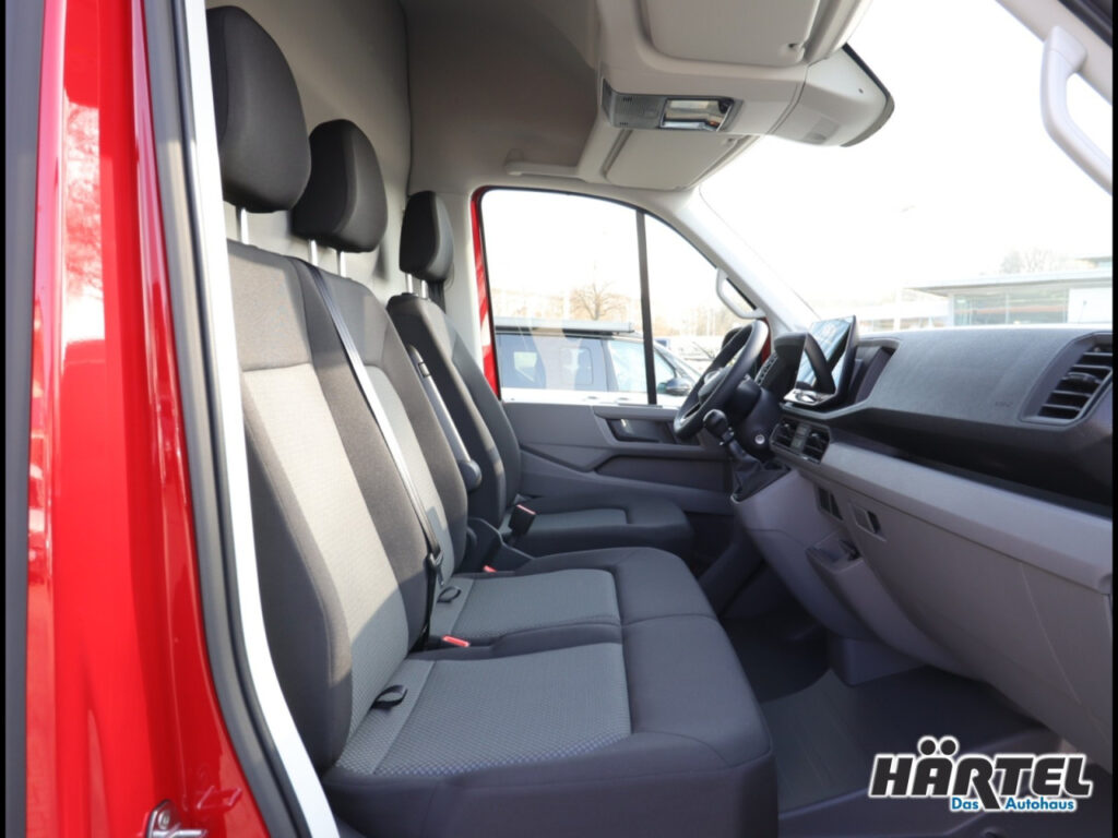 VOLKSWAGEN Crafter Exposé-Bild 6