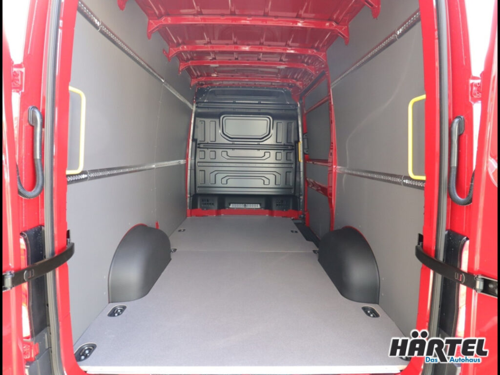 VOLKSWAGEN Crafter Exposé-Bild 13