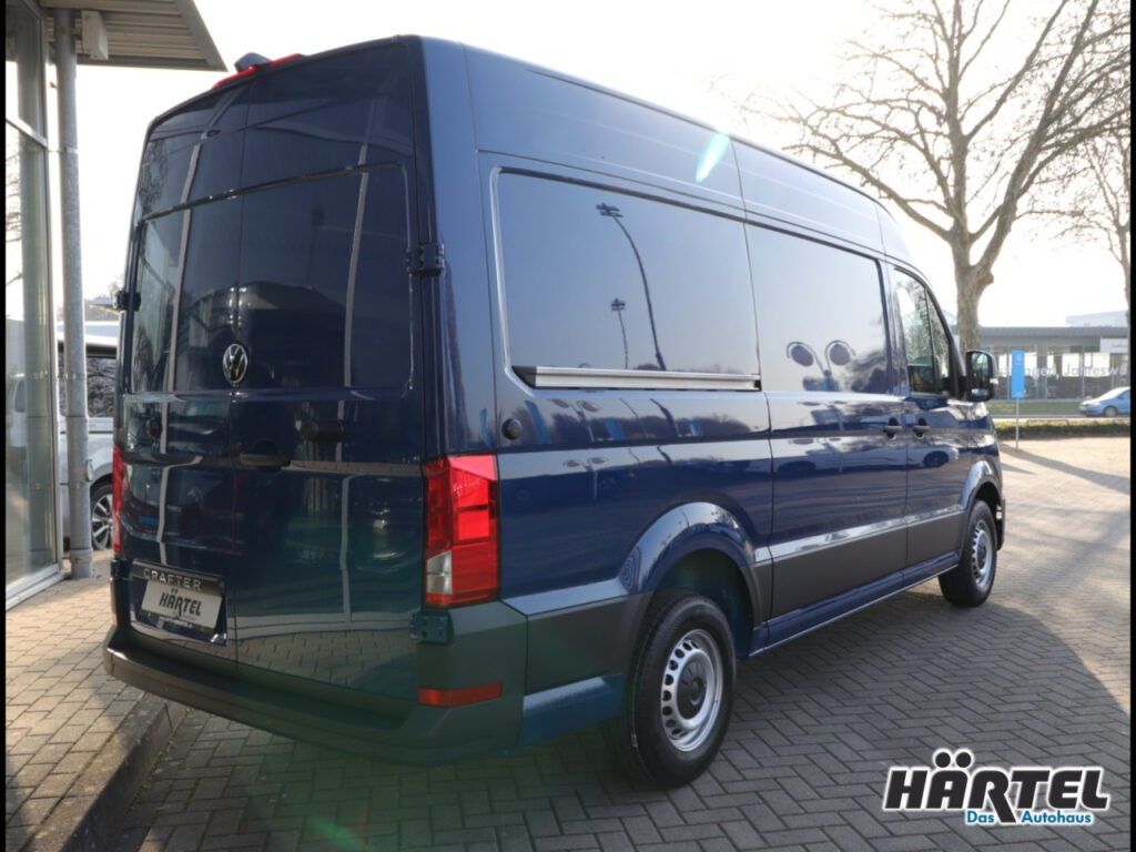 VOLKSWAGEN Crafter Exposé-Bild 3