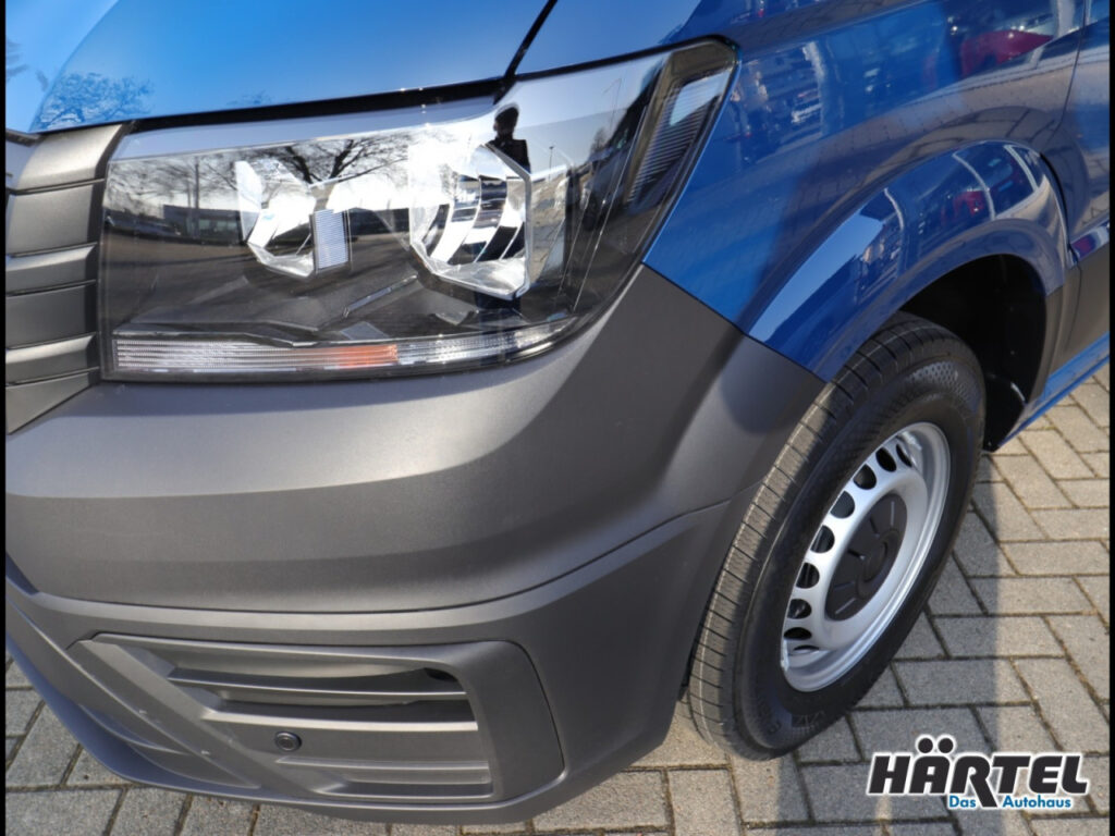 VOLKSWAGEN Crafter Exposé-Bild 4
