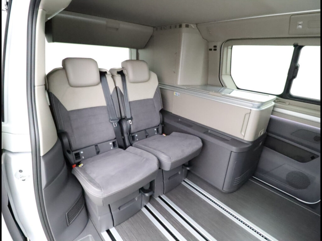VOLKSWAGEN T7 Exposé-Bild 8