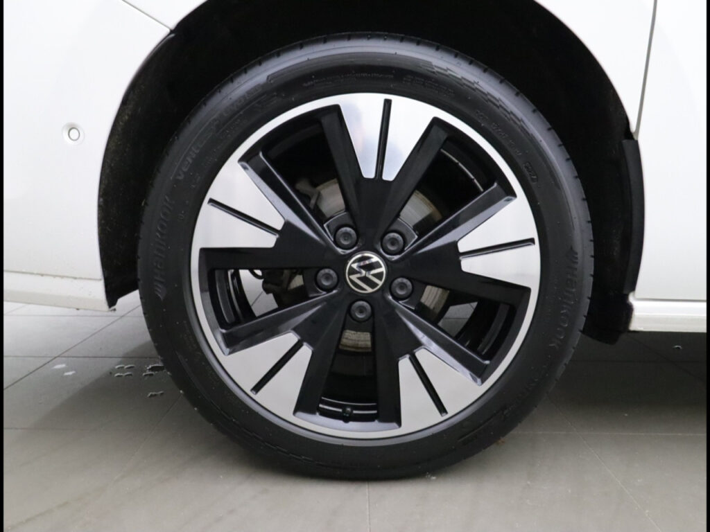 VOLKSWAGEN T7 Exposé-Bild 18