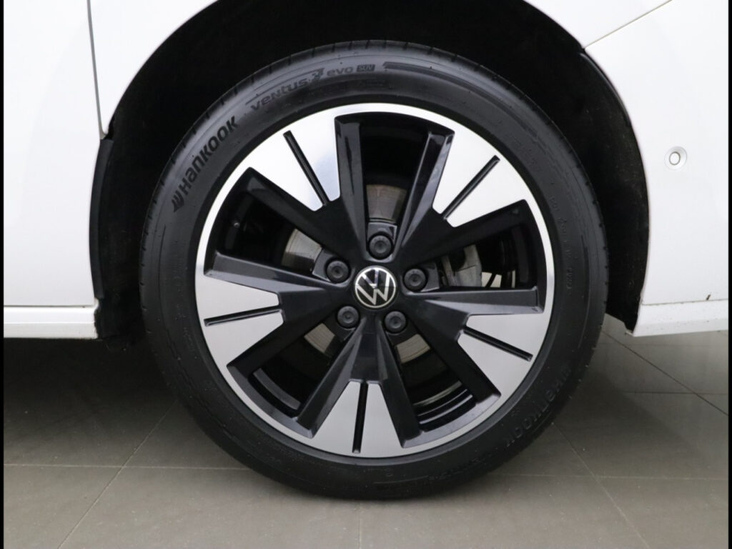 VOLKSWAGEN T7 Exposé-Bild 17