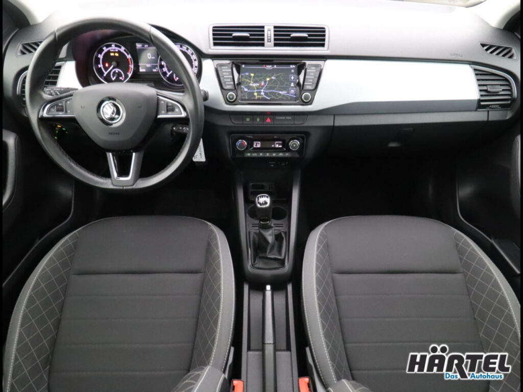 SKODA Fabia Exposé-Bild 11