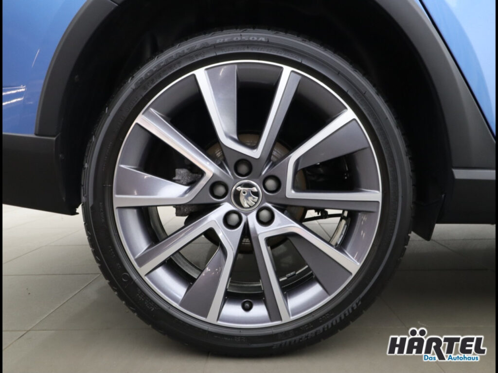 SKODA Fabia Exposé-Bild 14