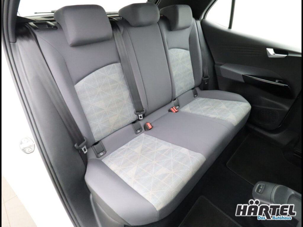 VOLKSWAGEN ID.3 Exposé-Bild 8