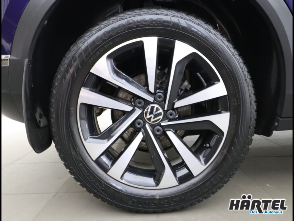 VOLKSWAGEN T-Roc Exposé-Bild 14