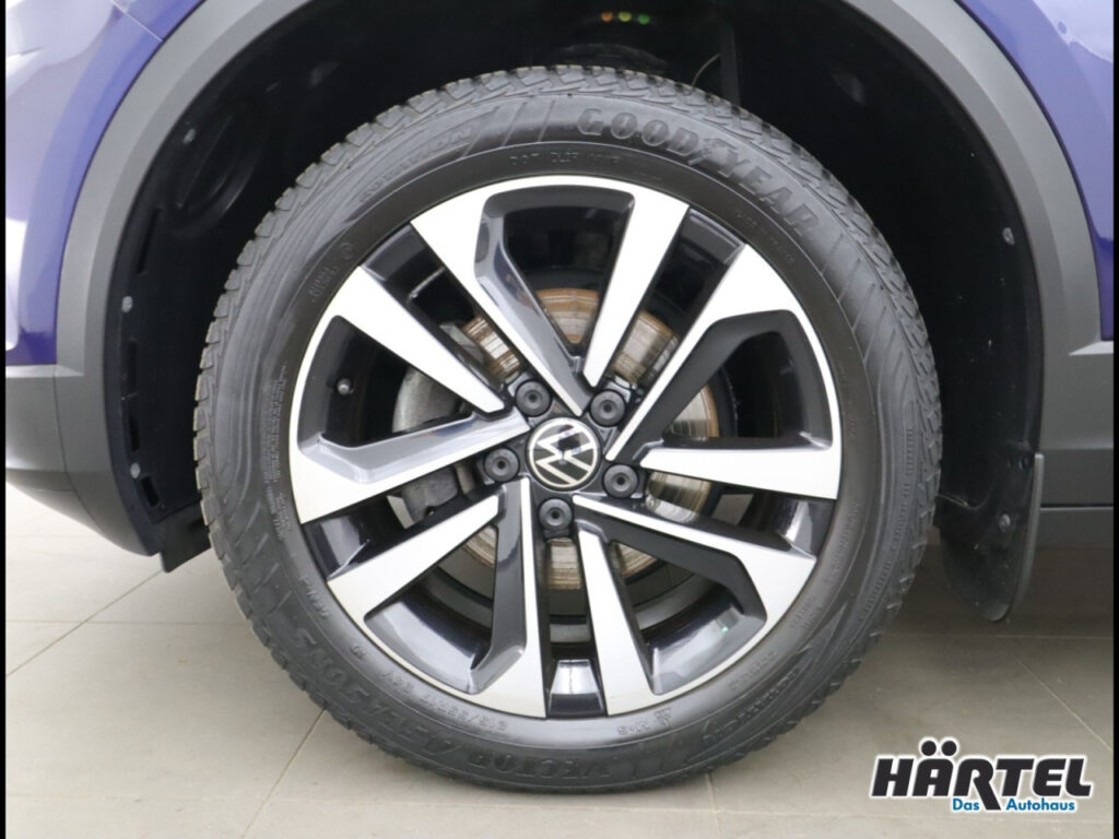 VOLKSWAGEN T-Roc Exposé-Bild 16
