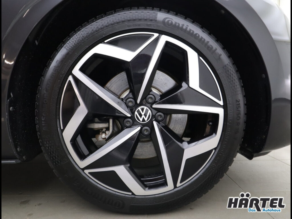 VOLKSWAGEN ID.3 Exposé-Bild 15