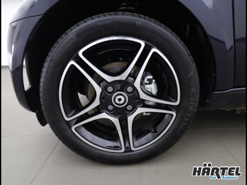 SMART ForTwo Exposé-Bild 16