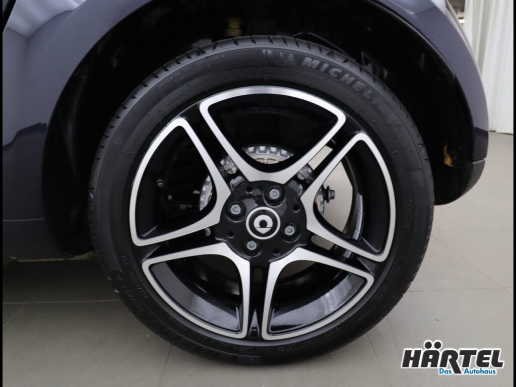 SMART ForTwo Exposé-Bild 17