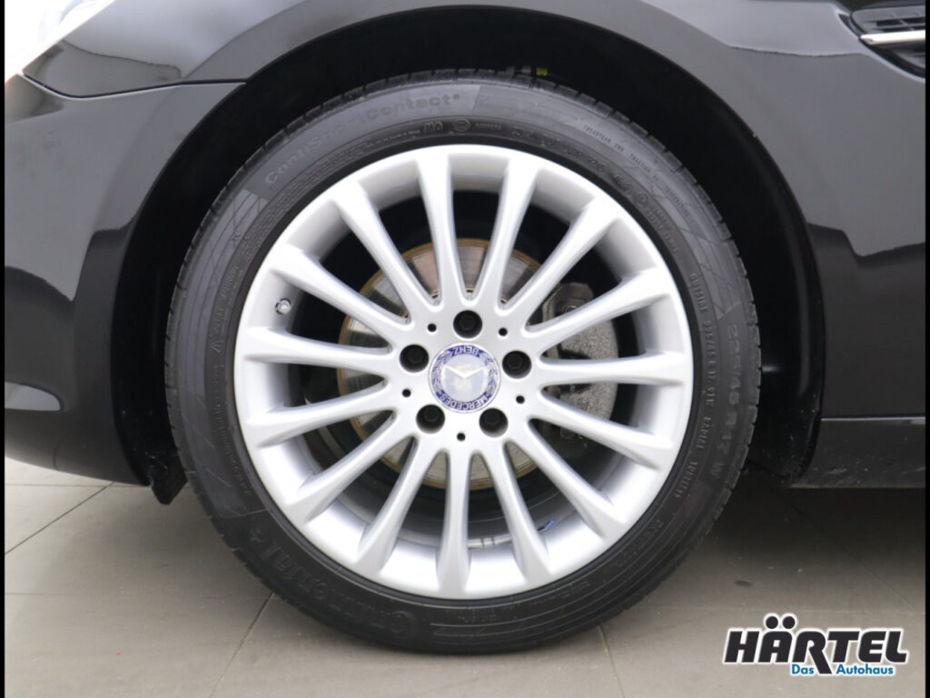 MERCEDES-BENZ SLK Exposé-Bild 13