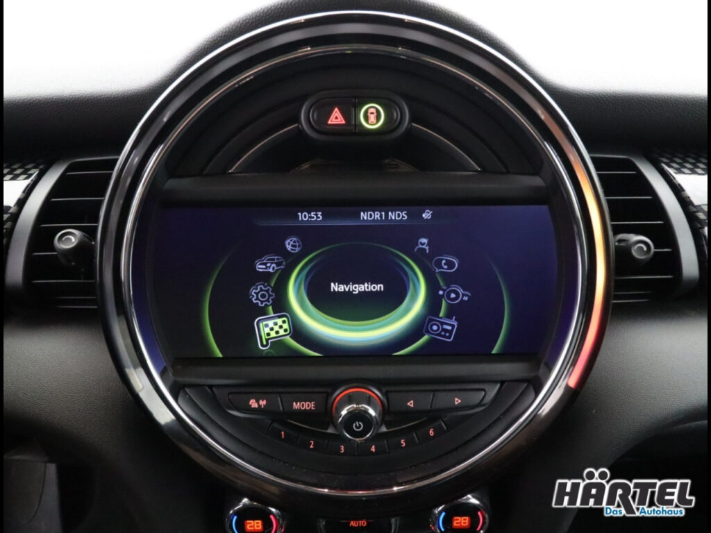 MINI Cooper Exposé-Bild 12