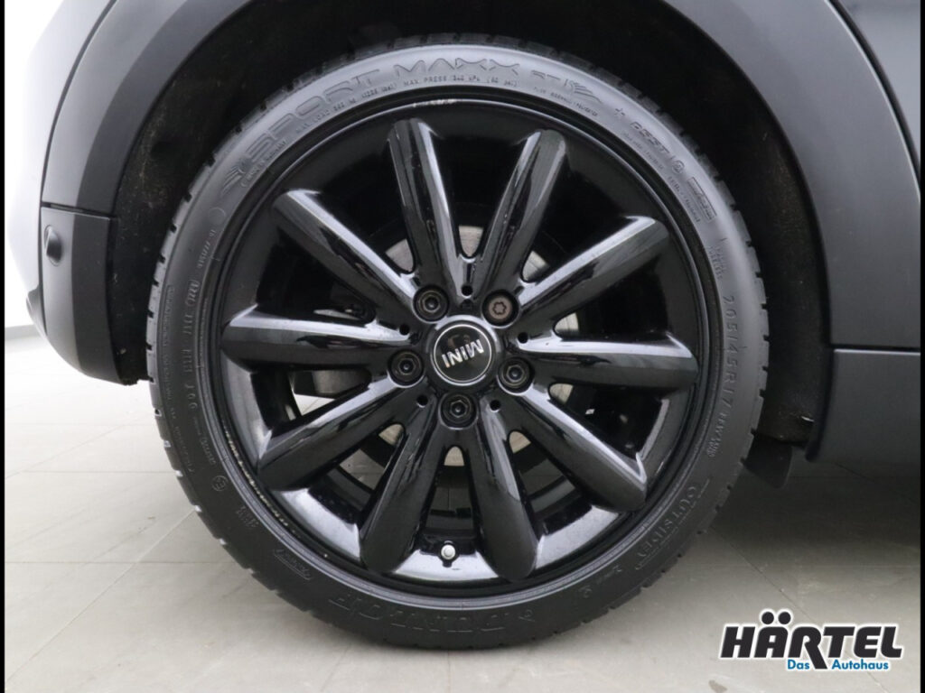 MINI Cooper Exposé-Bild 16