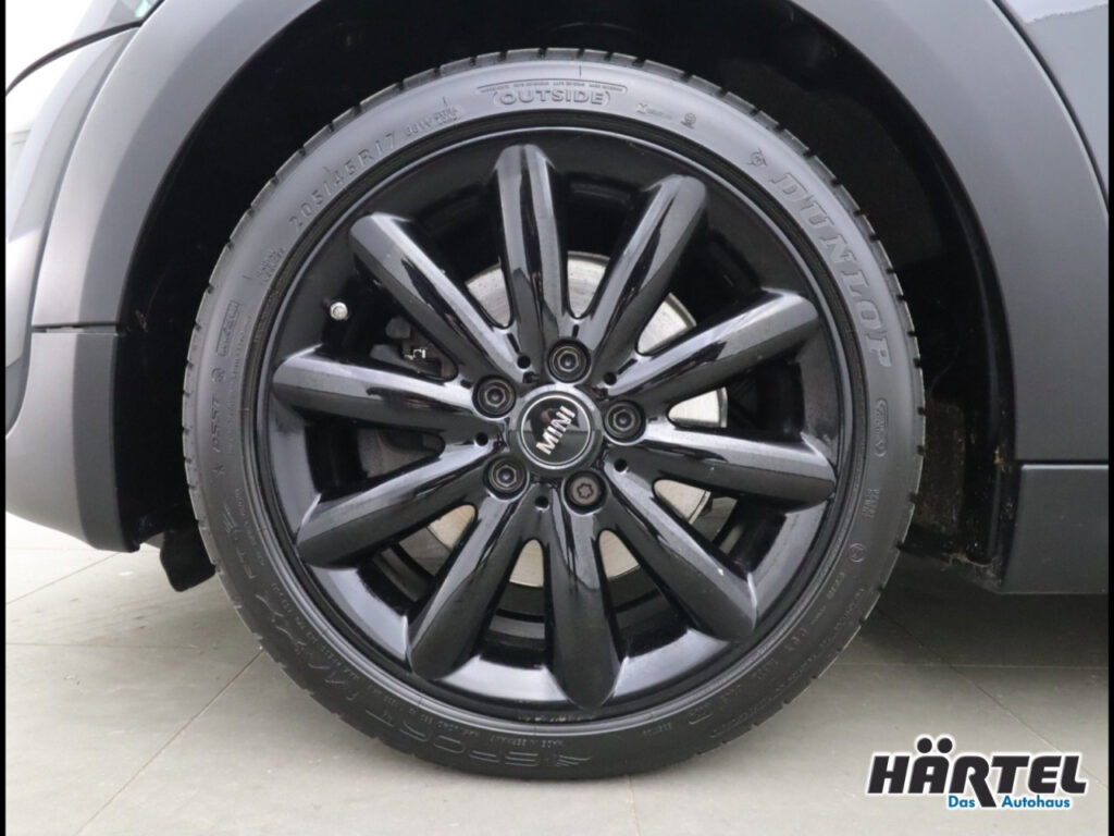 MINI Cooper Exposé-Bild 18