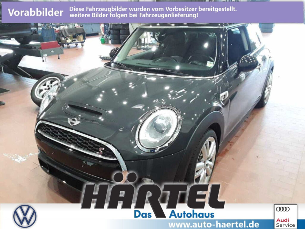 MINI Cooper Exposé-Bild 1
