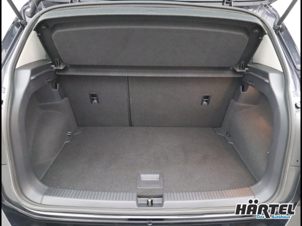 VOLKSWAGEN T-Cross Exposé-Bild 13