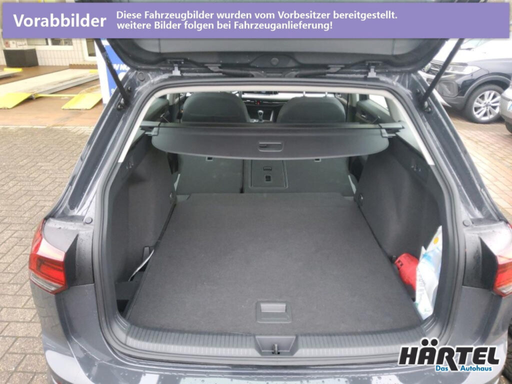 VOLKSWAGEN Golf Exposé-Bild 7