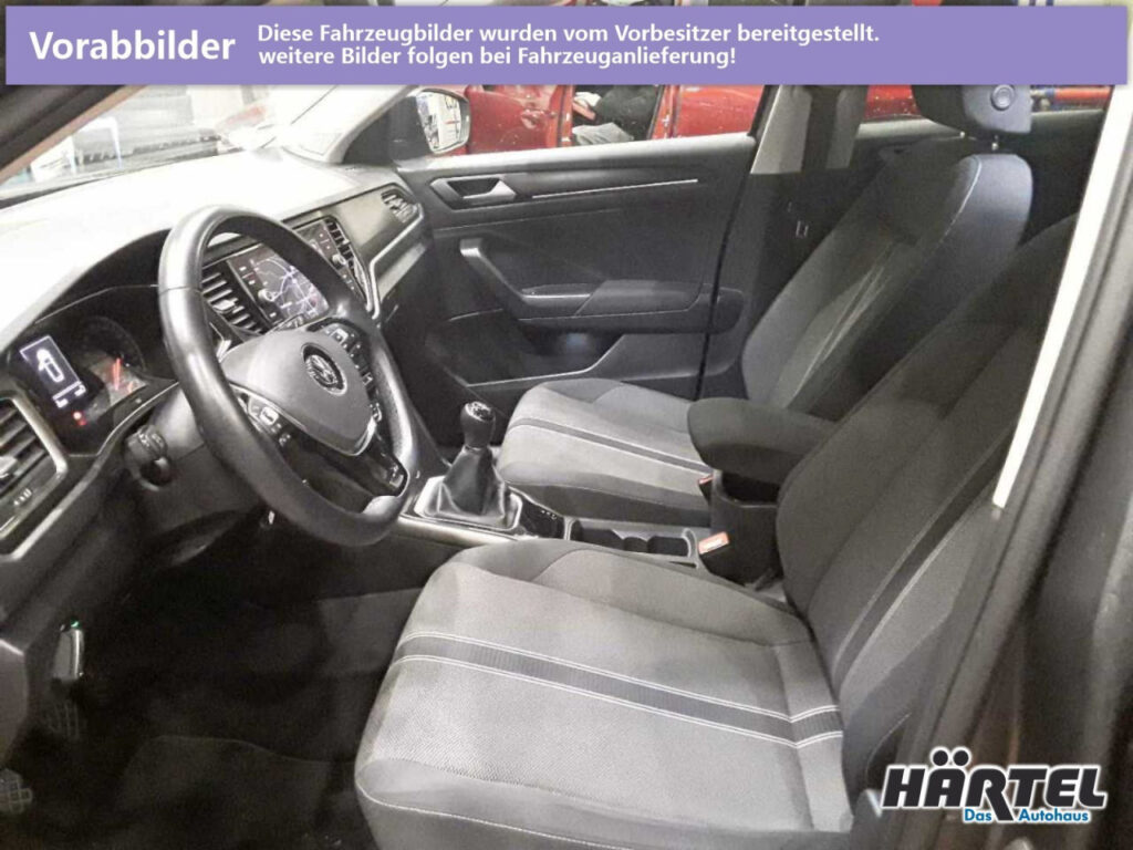 VOLKSWAGEN T-Roc Exposé-Bild 4