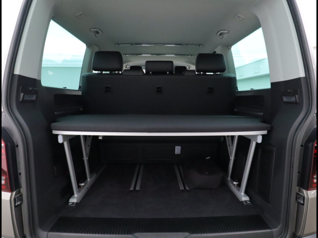 VOLKSWAGEN T6.1 Exposé-Bild 14