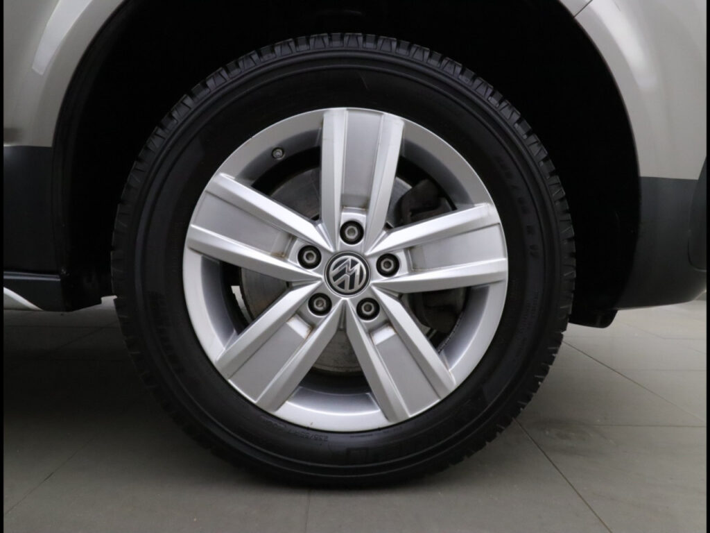 VOLKSWAGEN T6.1 Exposé-Bild 16