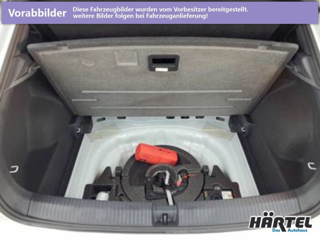 VOLKSWAGEN T-Roc Exposé-Bild 7